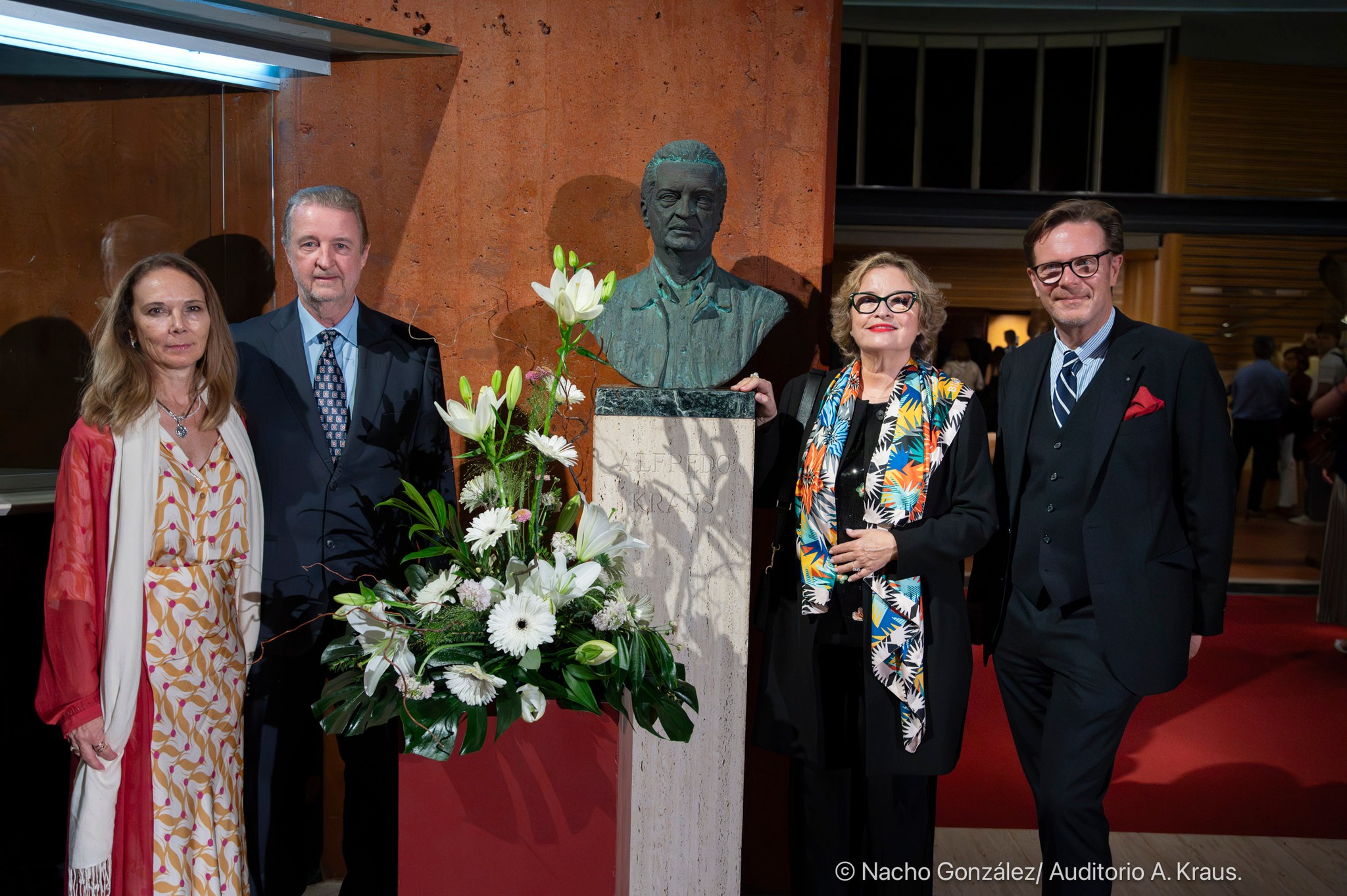 La soprano Jessica Pratt y la OFGC, bajo la dirección de Karel Mark Chichon, ofrecieron un vibrante concierto en homenaje a Alfredo Kraus con motivo del 98 aniversario de su nacimiento
