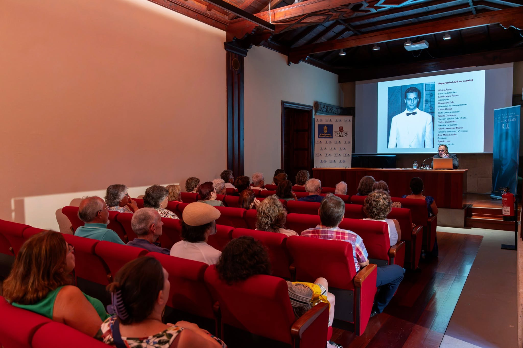 Mario Pontiggia pone en valor el repertorio de la canción que interpretó Alfredo Kraus a lo largo de su carrera