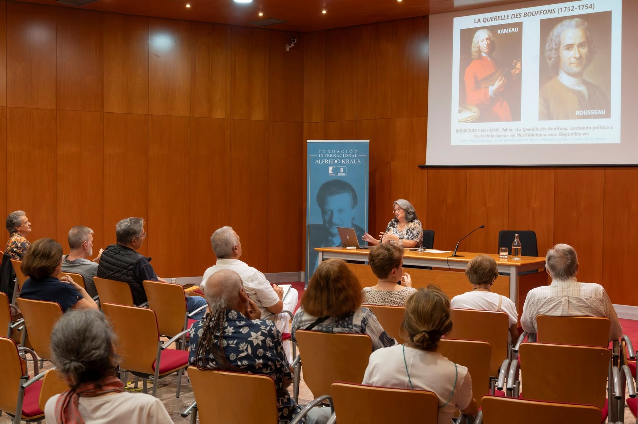 Isabel Saavedra Robaina inicia el seminario ‘La ópera, del clasicismo al romanticismo’, que organiza la FIAK